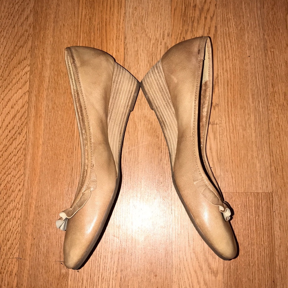 Ann Klein iFlex Shoes - Picture 2 of 5